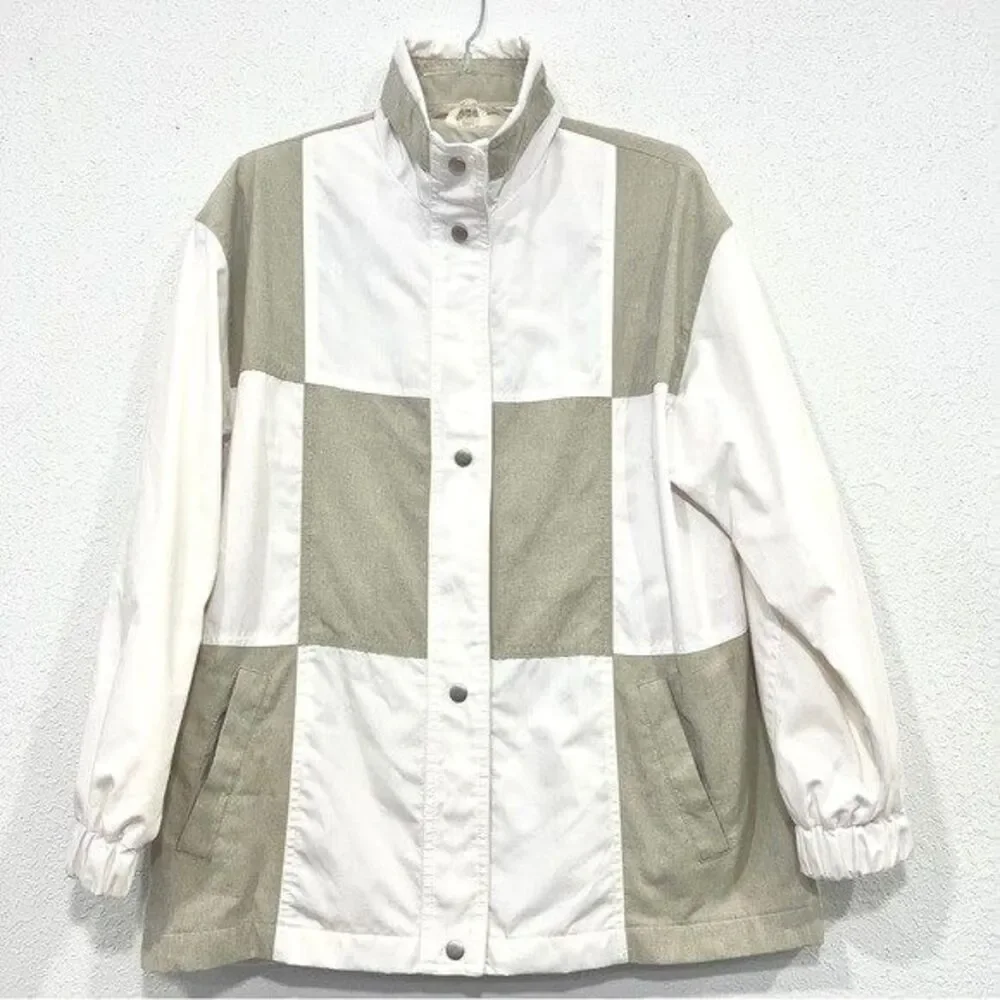 IZZI Outerwear Womens Beige and White Checkered Button Up Jacket Size Small - Picture 1 of 7